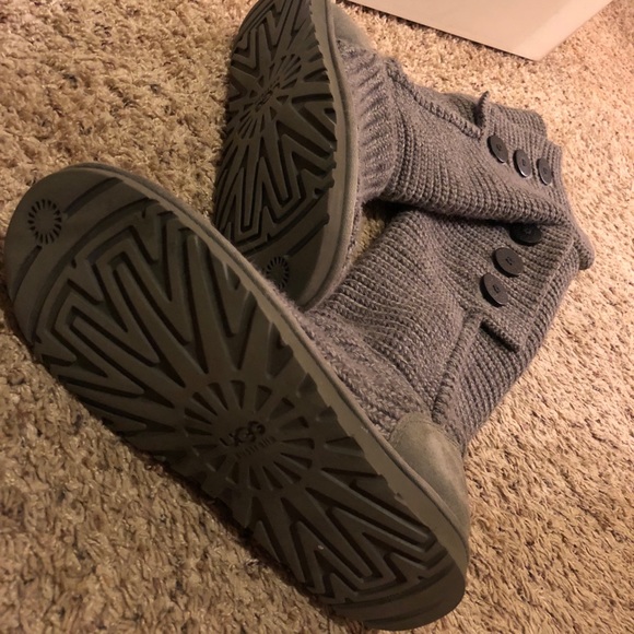 UGG Classic Cardy Boots - Picture 3 of 3